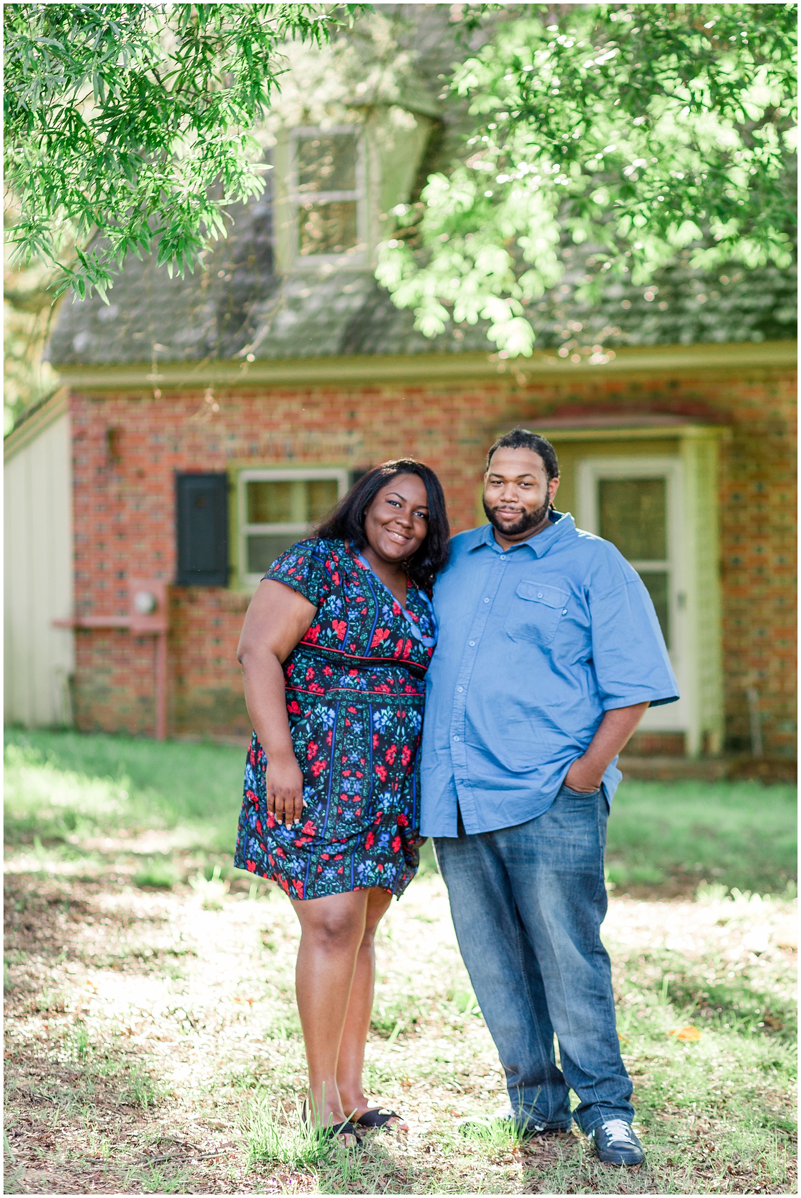 monica leonard historic yorktown engagement session