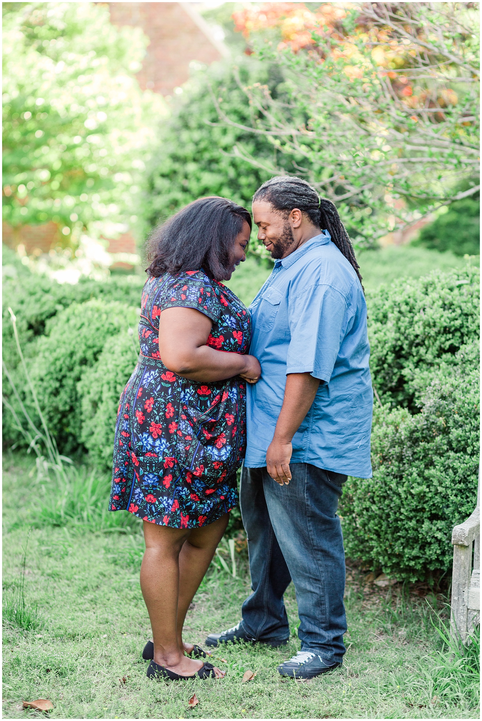 monica leonard historic yorktown engagement session