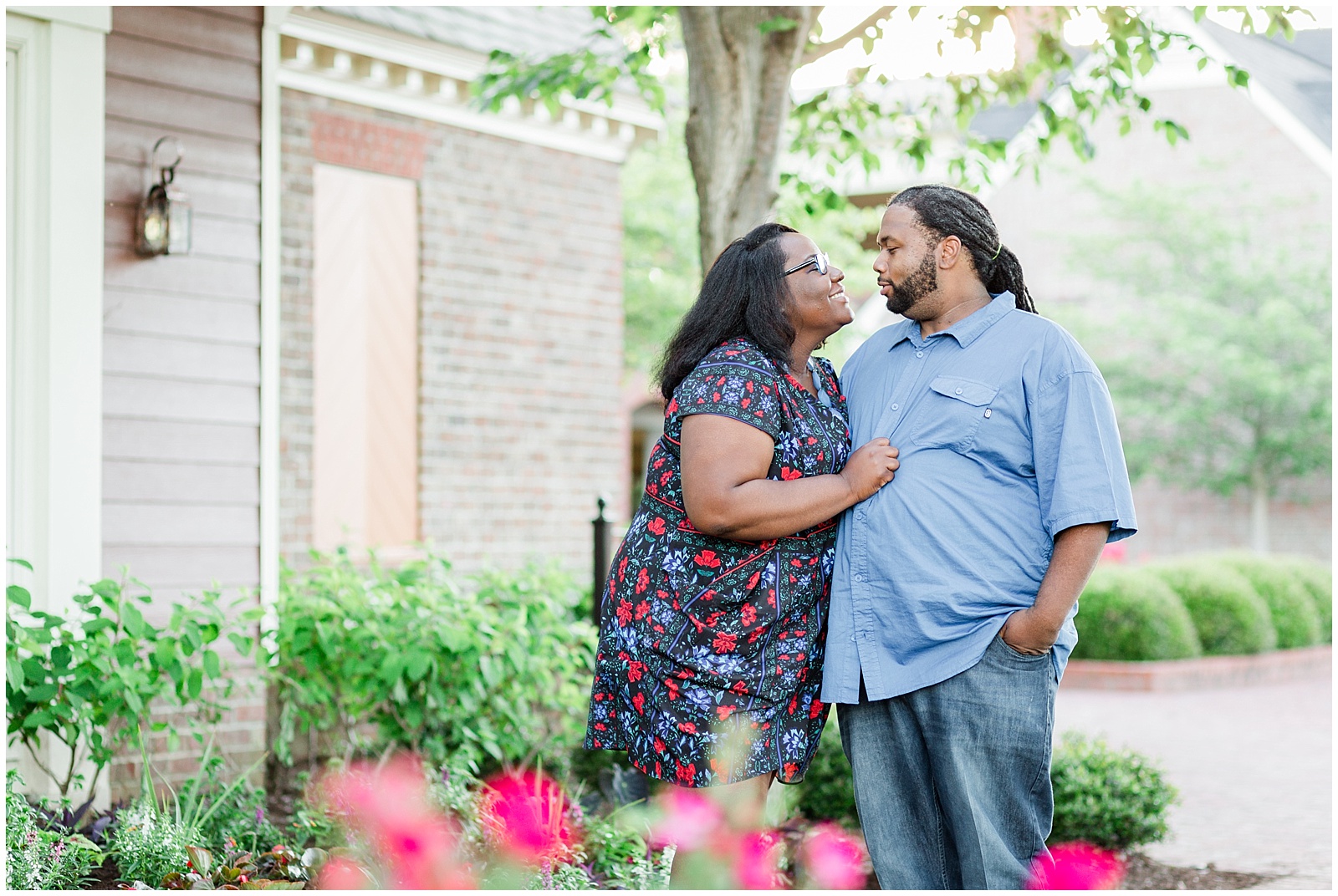 monica leonard historic yorktown engagement session