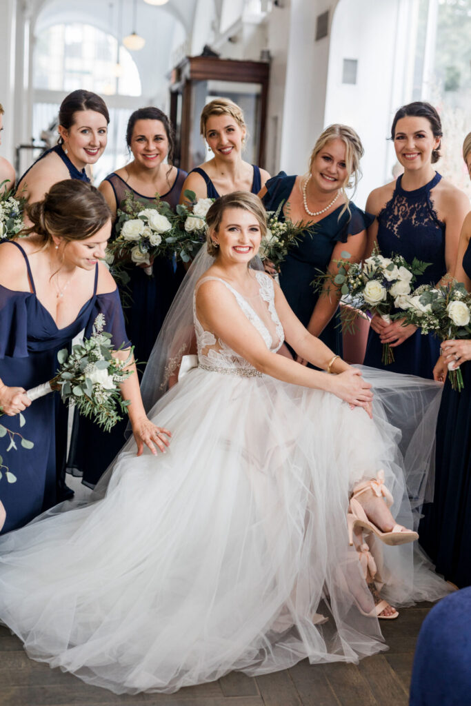 bride and bridesmaids get ready at Quirk Hotel Richmond
